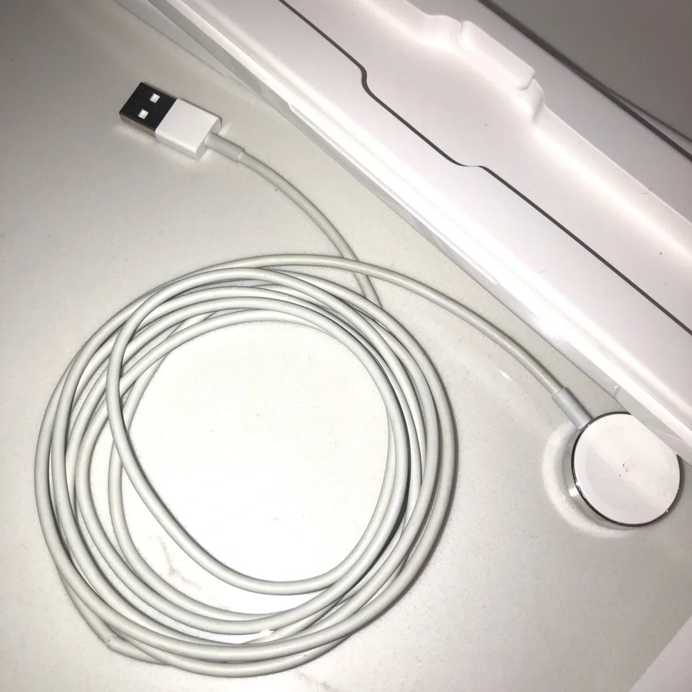 Apple Watch - Picture 4 of 6